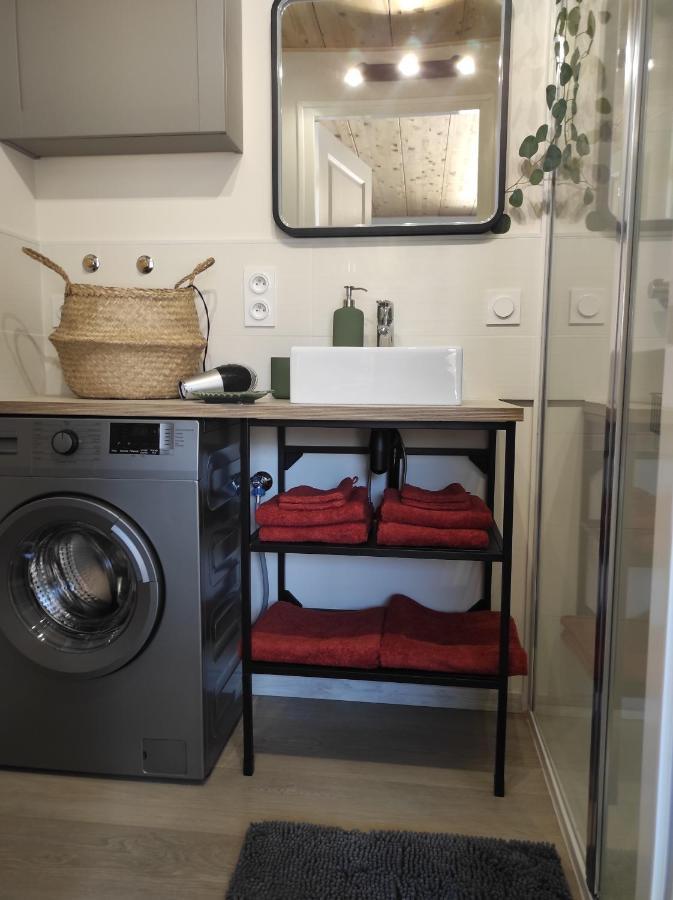 Campagne Et Jacuzzi ... C'Est Cosy Le Bumble Bee ! Villa Panossas Kültér fotó